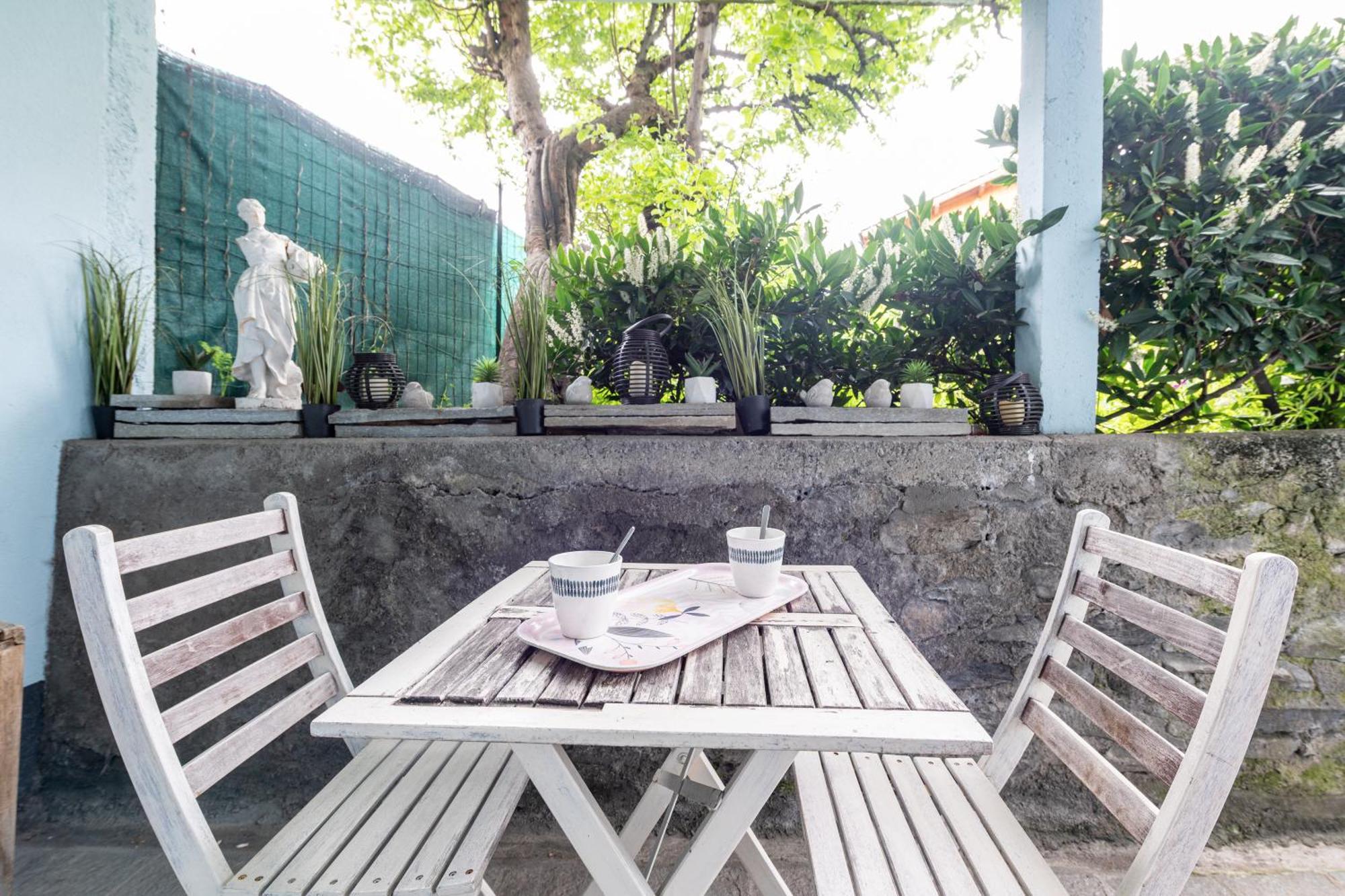 부르생모리스 Bed End Breakfast Du Centre B&B 외부 사진